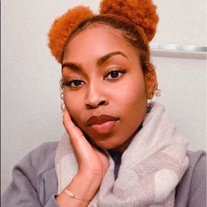 Meet your Posher, Melissa